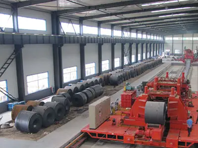 Dismantling steel coil feeding equipment