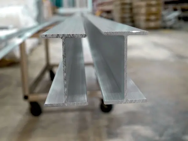 Vigas en I en la construcción de acero estructural, diseño de vigas en I, aplicaciones de vigas en I